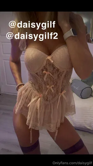 Daisygilf OnlyFans Leaked Free Thumbnail Picture - #Q0dfSMmGuy