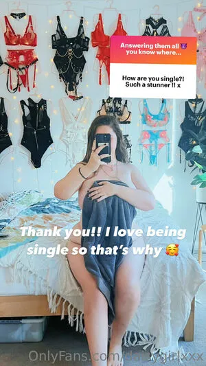 Daisygirlxxx OnlyFans Leaked Free Thumbnail Picture - #WLbkgAbru5