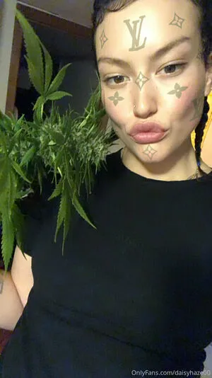 Daisyhaze00 OnlyFans Leaked Free Thumbnail Picture - #fHtCPphYux