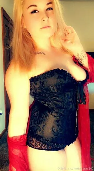 Daisyrae240 OnlyFans Leaked Free Thumbnail Picture - #ChoIMaGMbK