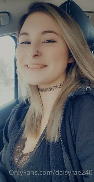 Daisyrae240 OnlyFans Leaked Free Thumbnail Picture - #fTerYFxBSn