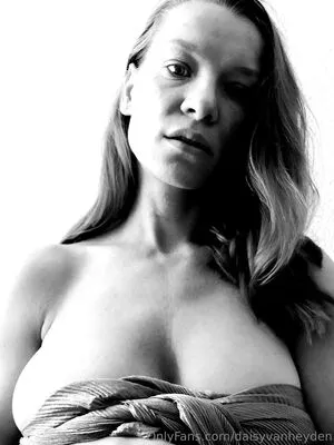 Daisyvanheyden OnlyFans Leaked Free Thumbnail Picture - #l7hY0w9G3N