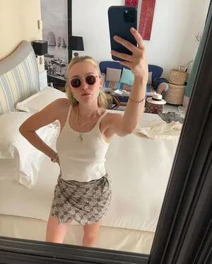 Dakota Fanning OnlyFans Leaked Free Thumbnail Picture - #0P0Nt2zTtR