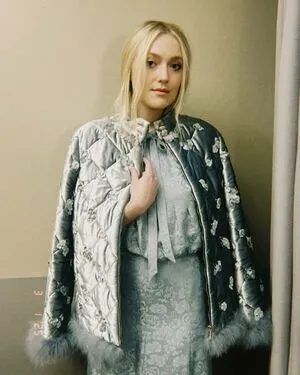 Dakota Fanning OnlyFans Leaked Free Thumbnail Picture - #0YXN01XipL