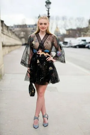 Dakota Fanning OnlyFans Leaked Free Thumbnail Picture - #49qhggfUjr