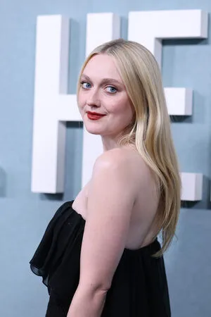 Dakota Fanning OnlyFans Leaked Free Thumbnail Picture - #AuQXd1cHFa