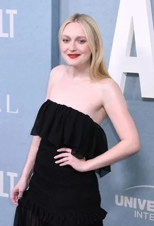 Dakota Fanning OnlyFans Leaked Free Thumbnail Picture - #BbA0qJKjij