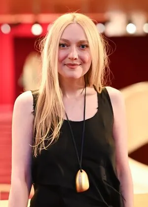 Dakota Fanning OnlyFans Leaked Free Thumbnail Picture - #DgCb5brRrK