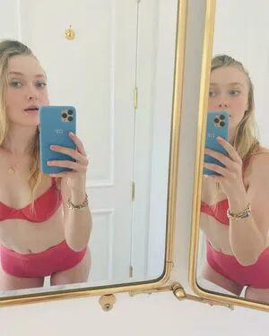 Dakota Fanning OnlyFans Leaked Free Thumbnail Picture - #MBGjHQqxFD