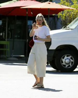 Dakota Fanning OnlyFans Leaked Free Thumbnail Picture - #OTYl5xaZv1