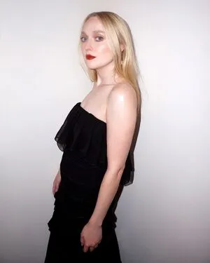 Dakota Fanning OnlyFans Leaked Free Thumbnail Picture - #QtoBzHDtJp