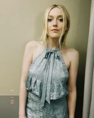 Dakota Fanning OnlyFans Leaked Free Thumbnail Picture - #XhWA6u8fFE
