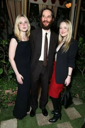 Dakota Fanning OnlyFans Leaked Free Thumbnail Picture - #Z5Xodgoqz3