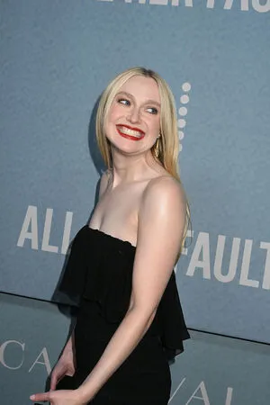 Dakota Fanning OnlyFans Leaked Free Thumbnail Picture - #ameoYa25cP