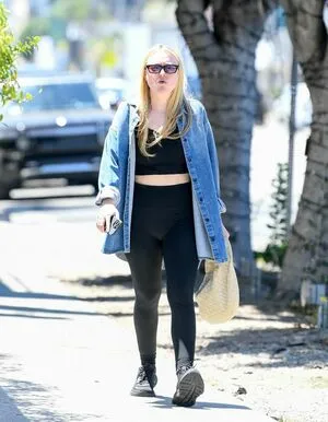 Dakota Fanning OnlyFans Leaked Free Thumbnail Picture - #ayqLtiRCIe