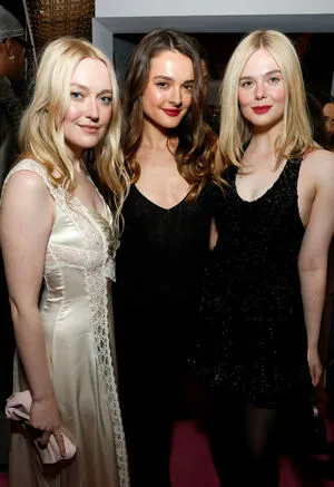 Dakota Fanning OnlyFans Leaked Free Thumbnail Picture - #dJJrpJfAff