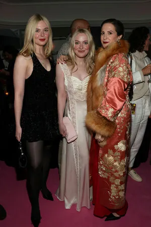 Dakota Fanning OnlyFans Leaked Free Thumbnail Picture - #eG6XcE1cPI