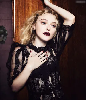 Dakota Fanning OnlyFans Leaked Free Thumbnail Picture - #gb270iHDFA