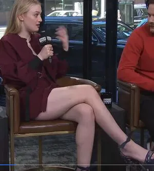 Dakota Fanning OnlyFans Leaked Free Thumbnail Picture - #kEgU714NAs