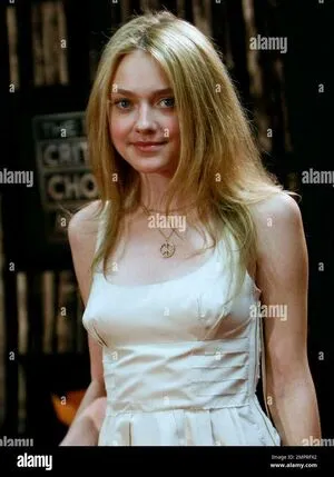Dakota Fanning OnlyFans Leaked Free Thumbnail Picture - #lf0wWujMQC