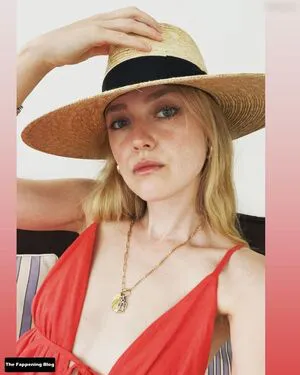 Dakota Fanning OnlyFans Leaked Free Thumbnail Picture - #miXfwTjwGT