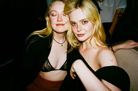 Dakota Fanning OnlyFans Leaked Free Thumbnail Picture - #nTlraCraj6