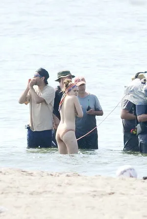 Dakota Fanning OnlyFans Leaked Free Thumbnail Picture - #ouuvwKA5kh