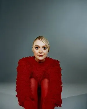 Dakota Fanning OnlyFans Leaked Free Thumbnail Picture - #pEoaHLLR1u