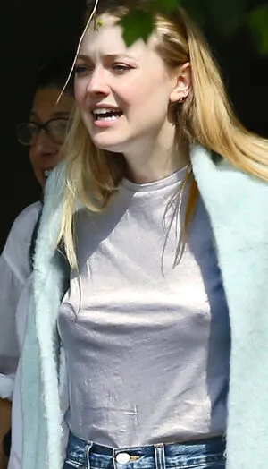 Dakota Fanning OnlyFans Leaked Free Thumbnail Picture - #pii159JBZL