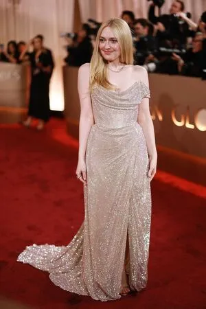 Dakota Fanning OnlyFans Leaked Free Thumbnail Picture - #rIdSBg3KBB