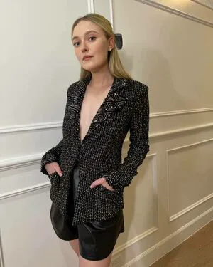Dakota Fanning OnlyFans Leaked Free Thumbnail Picture - #rOjZcFoZny