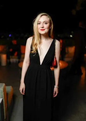 Dakota Fanning OnlyFans Leaked Free Thumbnail Picture - #sXmXXHtlYk