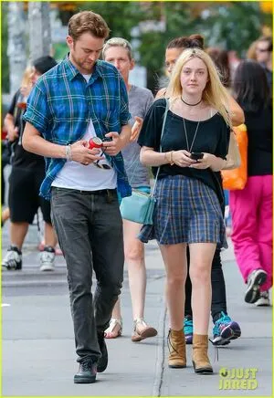 Dakota Fanning OnlyFans Leaked Free Thumbnail Picture - #sZoTkkXt2j