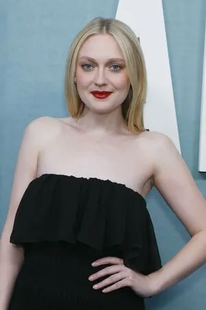 Dakota Fanning OnlyFans Leaked Free Thumbnail Picture - #usjyWLfdW4