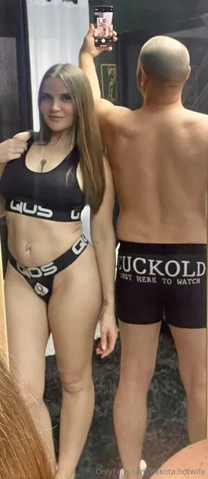 Dakota Hotwife OnlyFans Leaked Free Thumbnail Picture - #4FTJsMzOH1