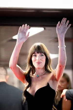 Dakota Johnson OnlyFans Leaked Free Thumbnail Picture - #1Pe4Zbr7RZ