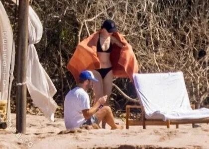 Dakota Johnson OnlyFans Leaked Free Thumbnail Picture - #7MCv11Enho