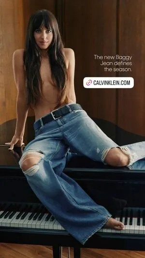 Dakota Johnson OnlyFans Leaked Free Thumbnail Picture - #CSJo3meSTG