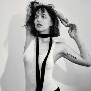 Dakota Johnson OnlyFans Leaked Free Thumbnail Picture - #Cvuvu5egk2