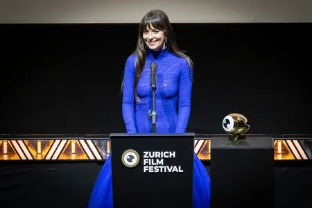 Dakota Johnson OnlyFans Leaked Free Thumbnail Picture - #EcrXp7n8lP