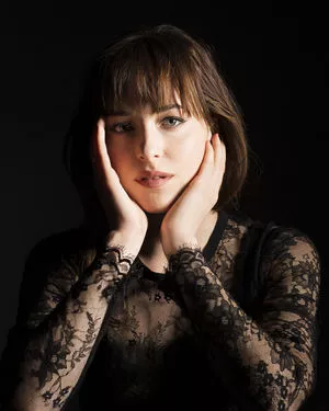 Dakota Johnson OnlyFans Leaked Free Thumbnail Picture - #GuweQFl5ew