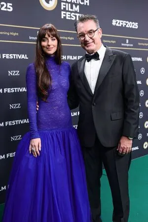 Dakota Johnson OnlyFans Leaked Free Thumbnail Picture - #IAWifLwoL4