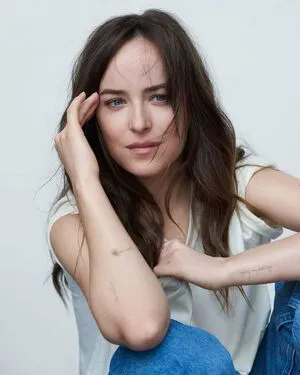 Dakota Johnson OnlyFans Leaked Free Thumbnail Picture - #Ks2zRCSQji