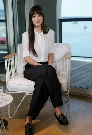 Dakota Johnson OnlyFans Leaked Free Thumbnail Picture - #ZYaZbGiAMA