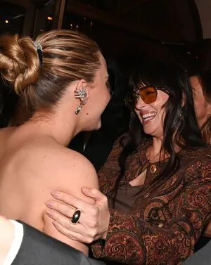 Dakota Johnson OnlyFans Leaked Free Thumbnail Picture - #a1N3xkDSCR