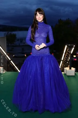 Dakota Johnson OnlyFans Leaked Free Thumbnail Picture - #asEOMSyLb2