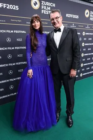 Dakota Johnson OnlyFans Leaked Free Thumbnail Picture - #x368zY2Ukv