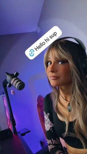 Dakota Kai OnlyFans Leaked Free Thumbnail Picture - #2XLty7dBD9