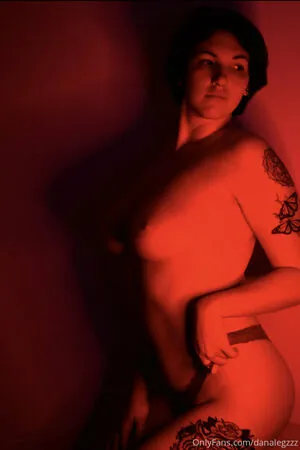 Danalegzzz OnlyFans Leaked Free Thumbnail Picture - #bIordv9a0L