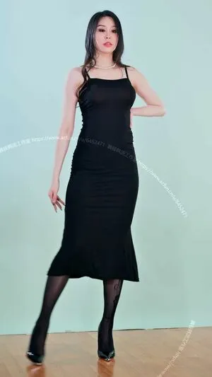 Dance Force Studio OnlyFans Leaked Free Thumbnail Picture - #feiaApI1BW